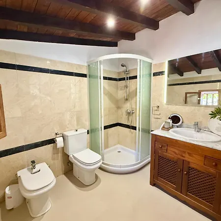 Casa Jarana, Private House With Jacuzzi Near The Sea * Лас-Агуас