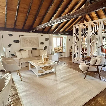 Casa Jarana, Private House With Jacuzzi Near The Sea Holiday home Las Aguas